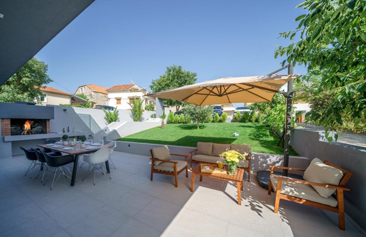Villa Gray Tribalj Buitenkant foto
