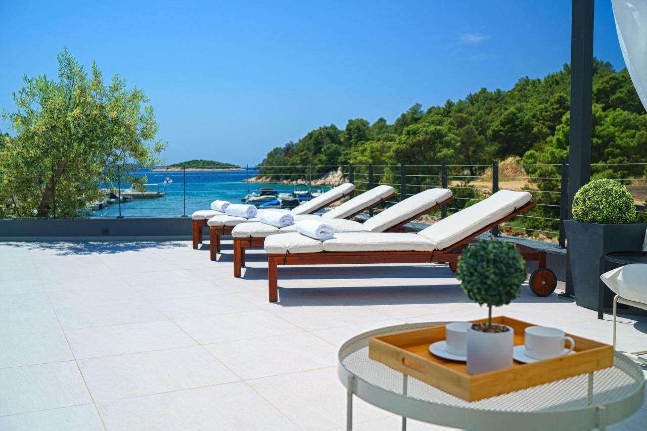 Villa Gray Tribalj Buitenkant foto